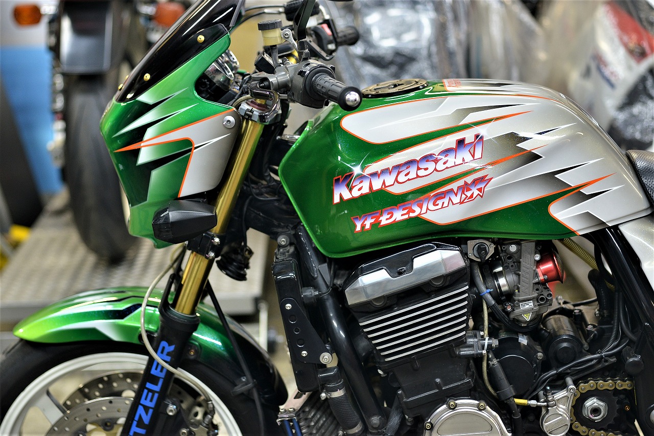 人気の秘密は互換性？ZRX1100 車検 ASウオタニフルパワーキット フルード交換 decoboco