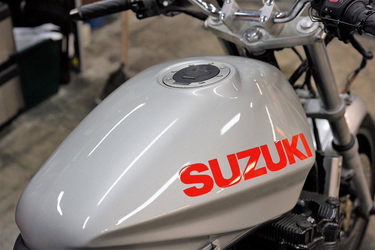 イナズマ1200を油冷カタナ（GSX1200S)にする | decoboco