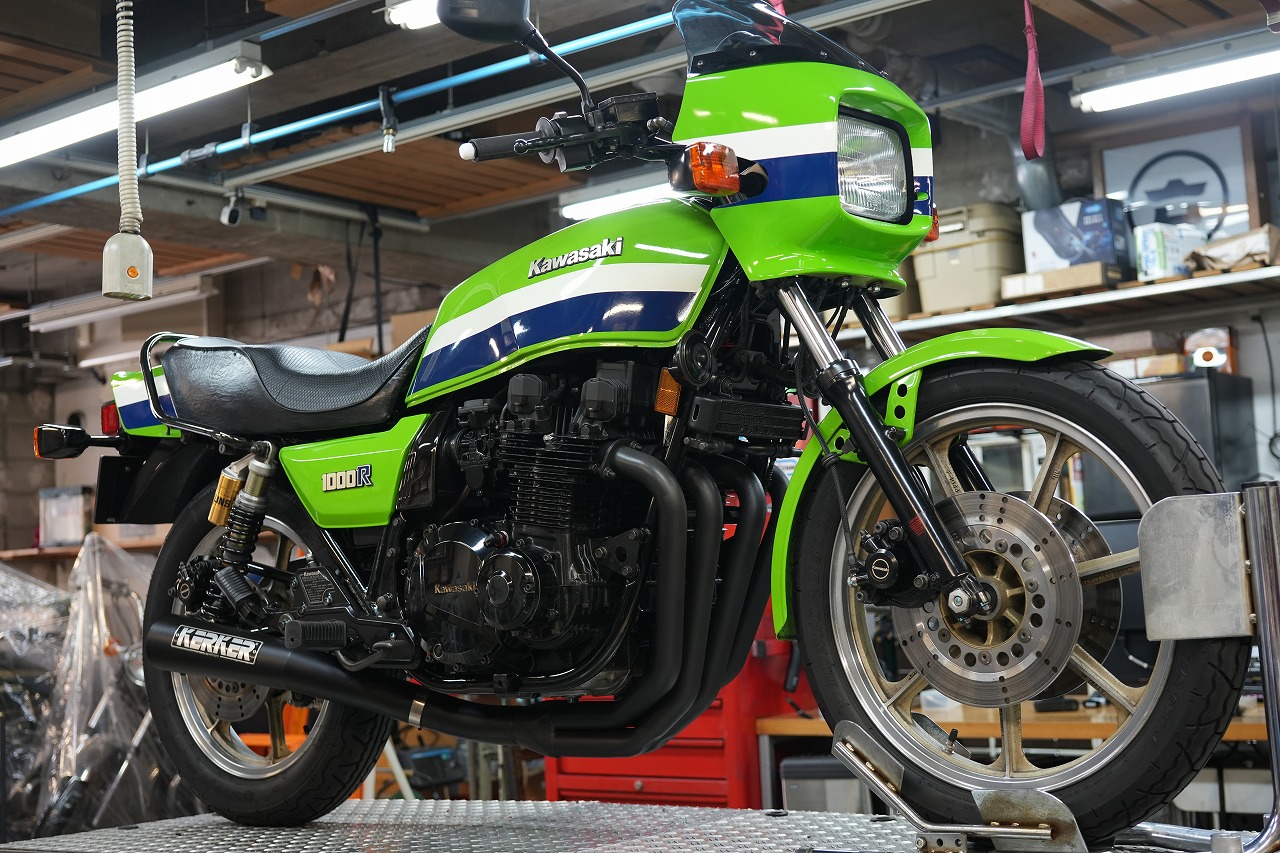 kawasaki Z1000 微笑ましかっ R1/R2 ローソンレプリカ トップブリッジ