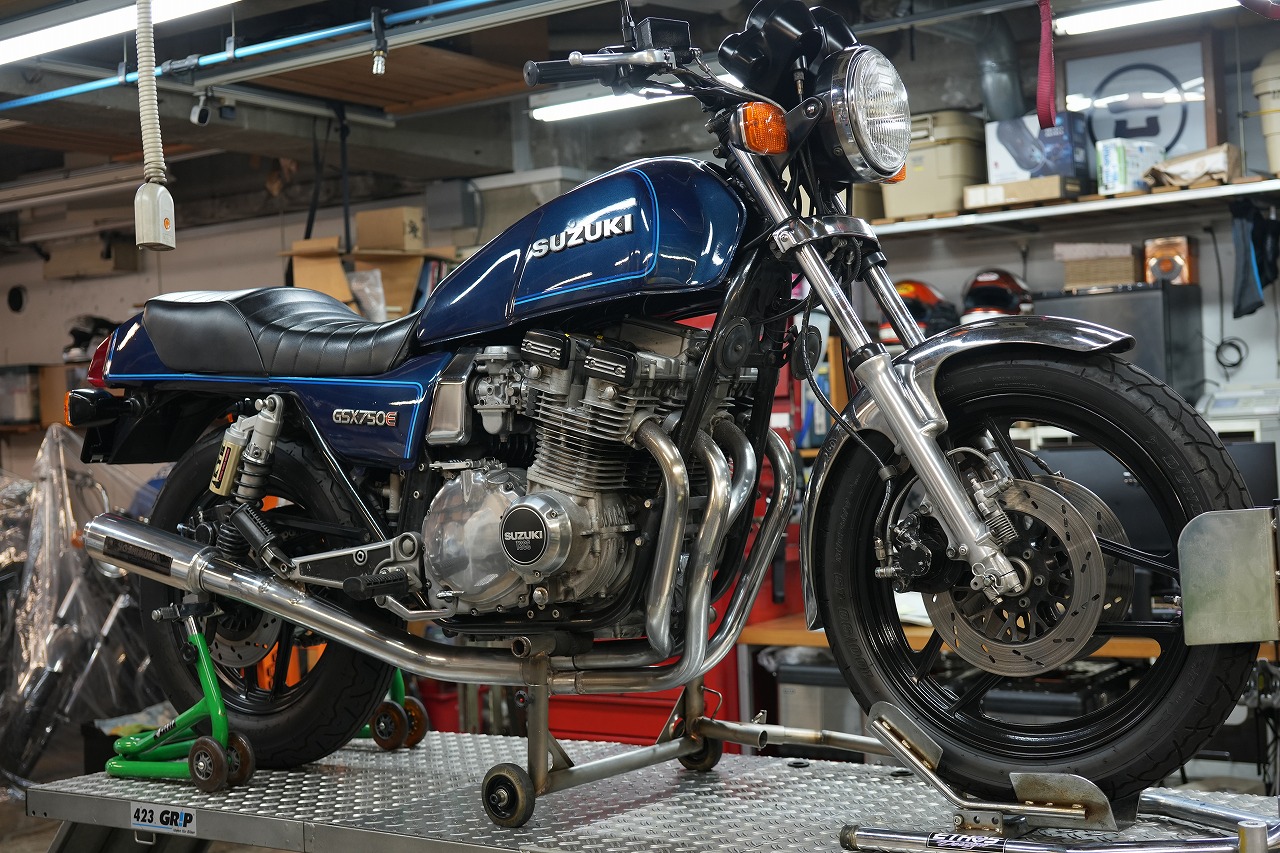 GSX750E3 フロントフォークOHとアンチノーズダイブキャンセル | decoboco