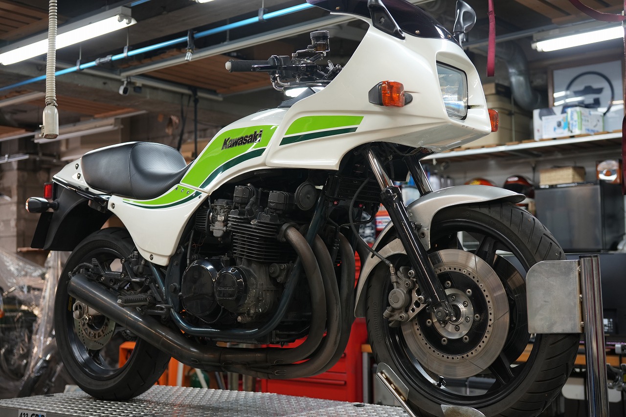 GPZ750F 車検 スイングアーム交換 ボス溶接 リアブレーキホース製作など | decoboco